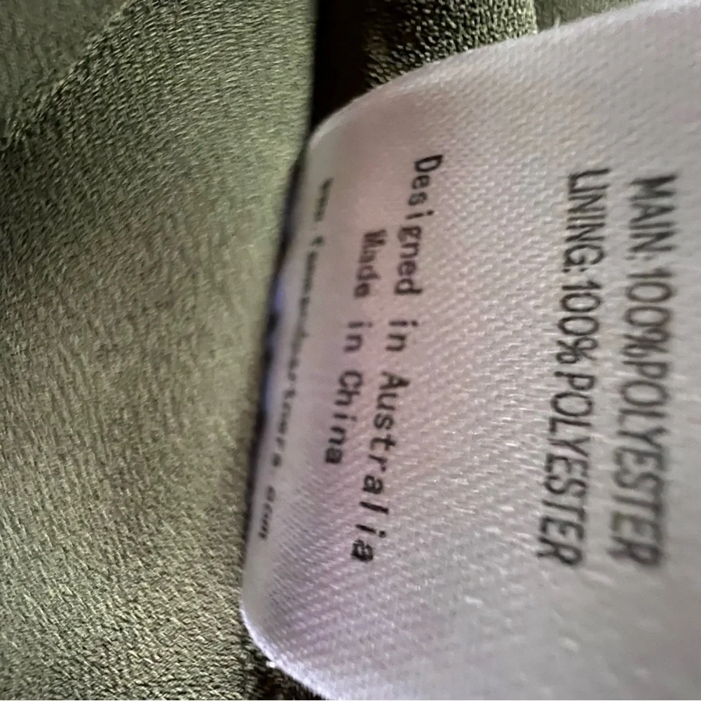 Fame and Partners Green Midi V-Neckline Wrap Dress in Size 8 - Picture 11 of 13